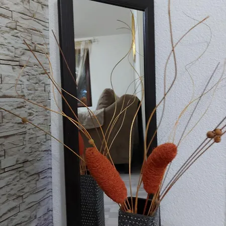 Apartman Dino Apartment